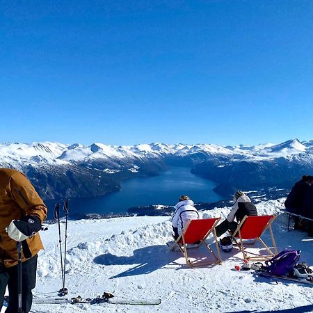 스트란다 Central Mountain Penthouse Getaway, Strandafjellet 아파트 외부 사진